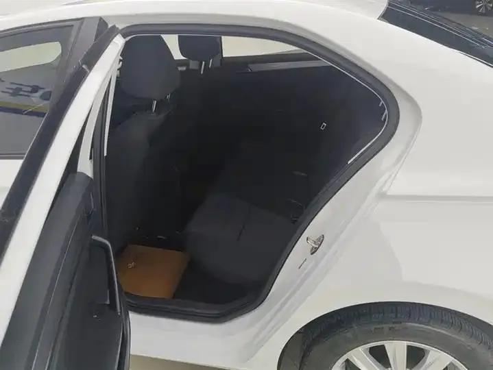 Bora 2019 to Bora Legend 1.5L Auto Fashion Country VI 11