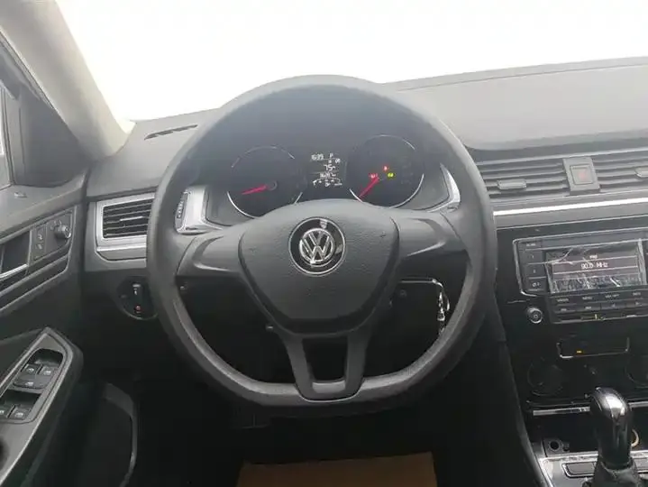 Bora 2019 to Bora Legend 1.5L Auto Fashion Country VI 15