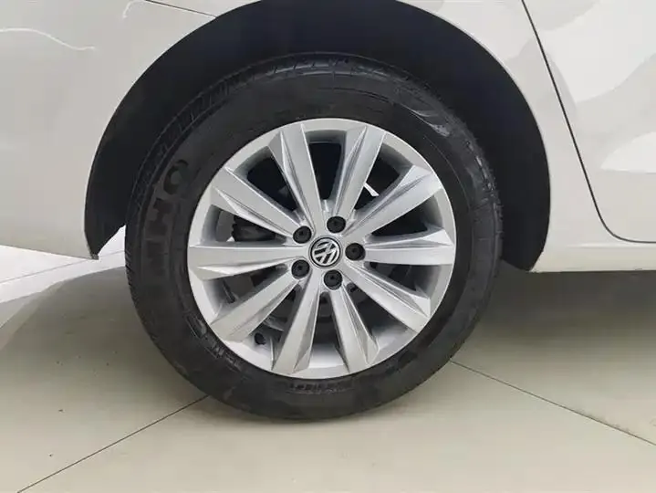 Bora 2019 to Bora Legend 1.5L Auto Fashion Country VI 6