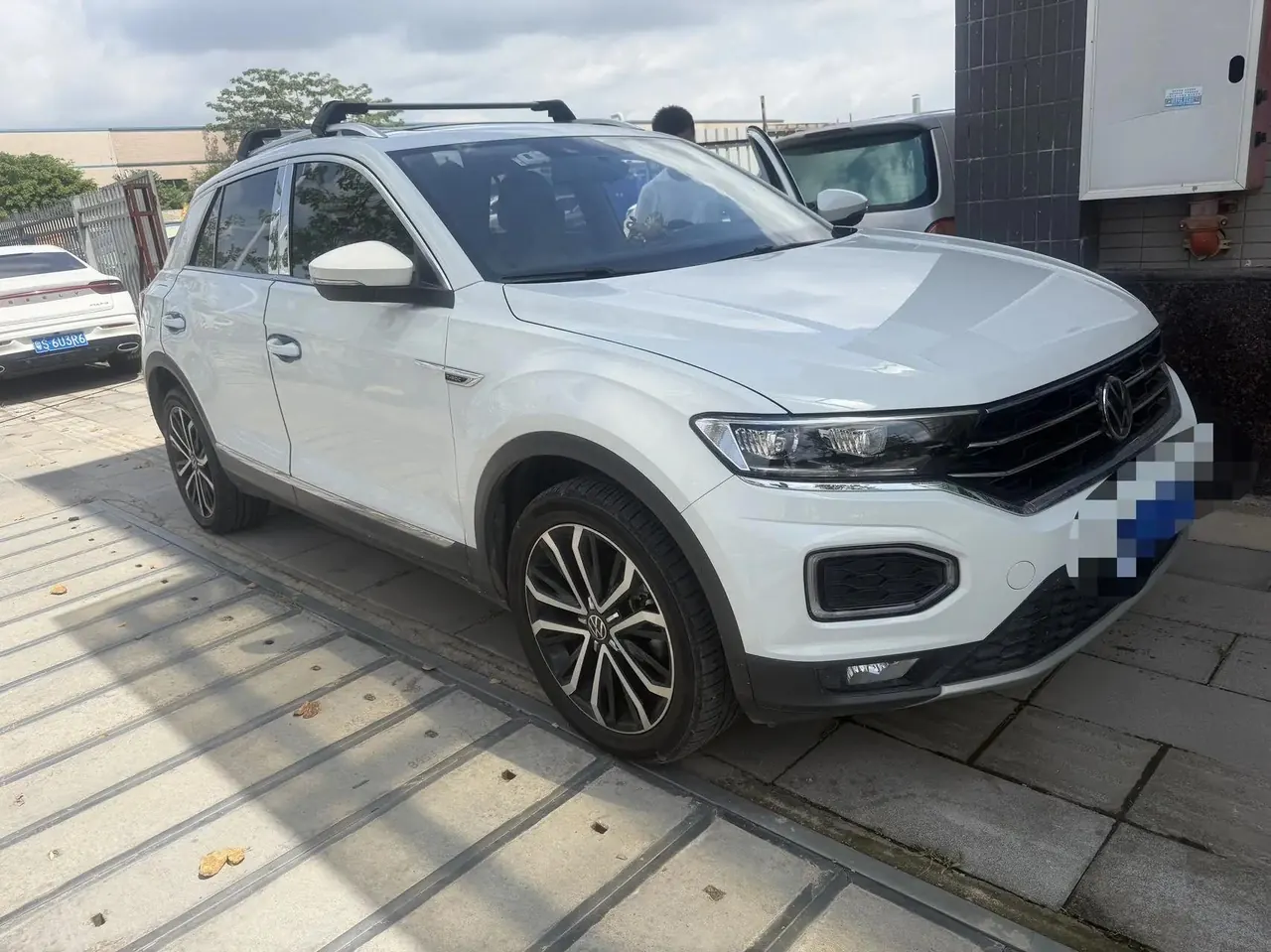 T-ROC Tange 2021 280TSI DSG Two-Drive Elite Zhilian Edition 3