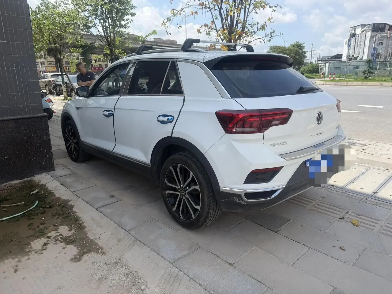T-ROC Tange 2021 280TSI DSG Two-Drive Elite Zhilian Edition 5