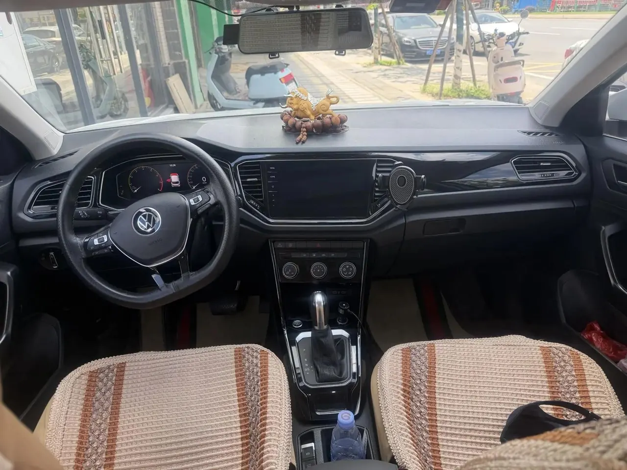 T-ROC Tange 2021 280TSI DSG Two-Drive Elite Zhilian Edition 7