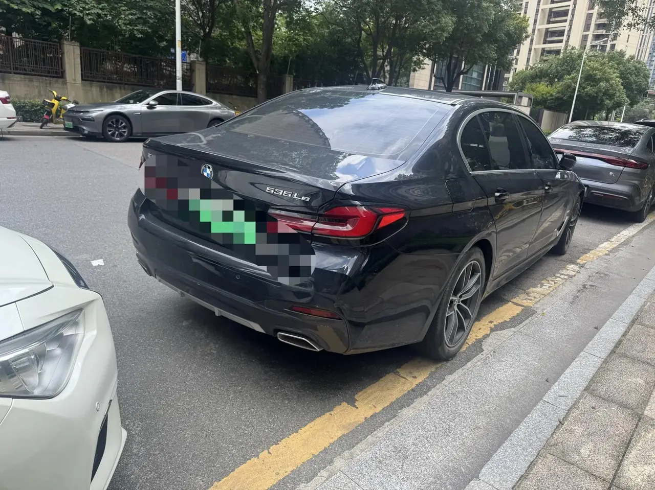 BMW 5 New Energy 2021 535Le Deluxe Suit 2