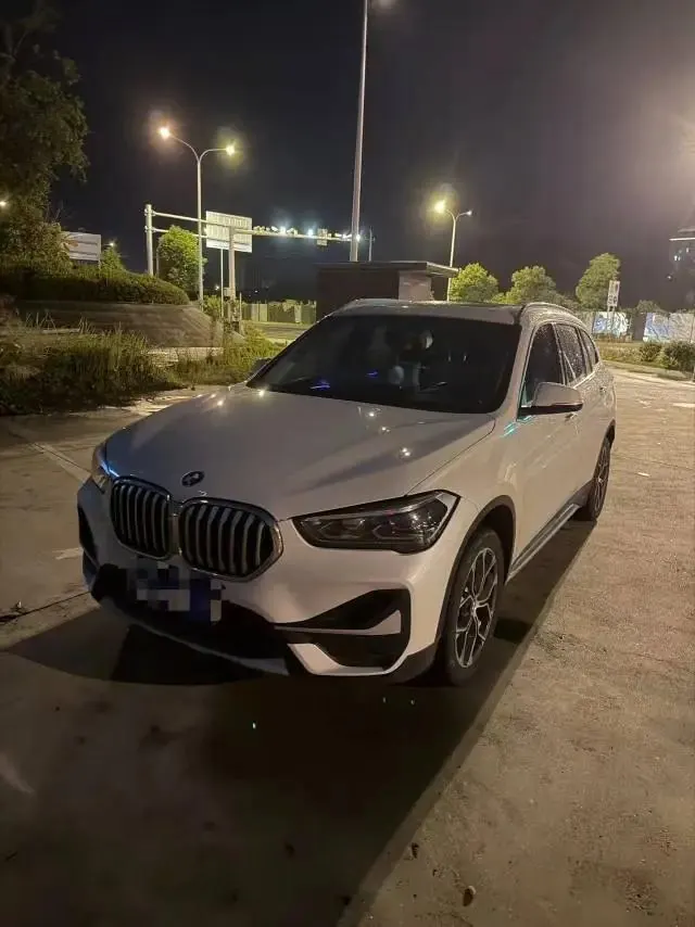 BMW X1 2020 sDrive20Li exclusive type - View 1