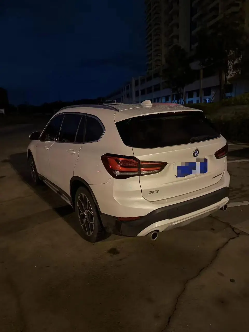 BMW X1 2020 sDrive20Li exclusive type 4