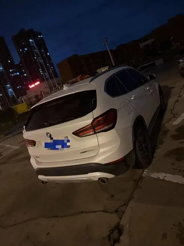 BMW X1 2020 sDrive20Li exclusive type 5