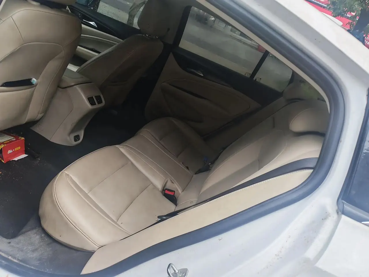Regal 2020 552T Elite 5