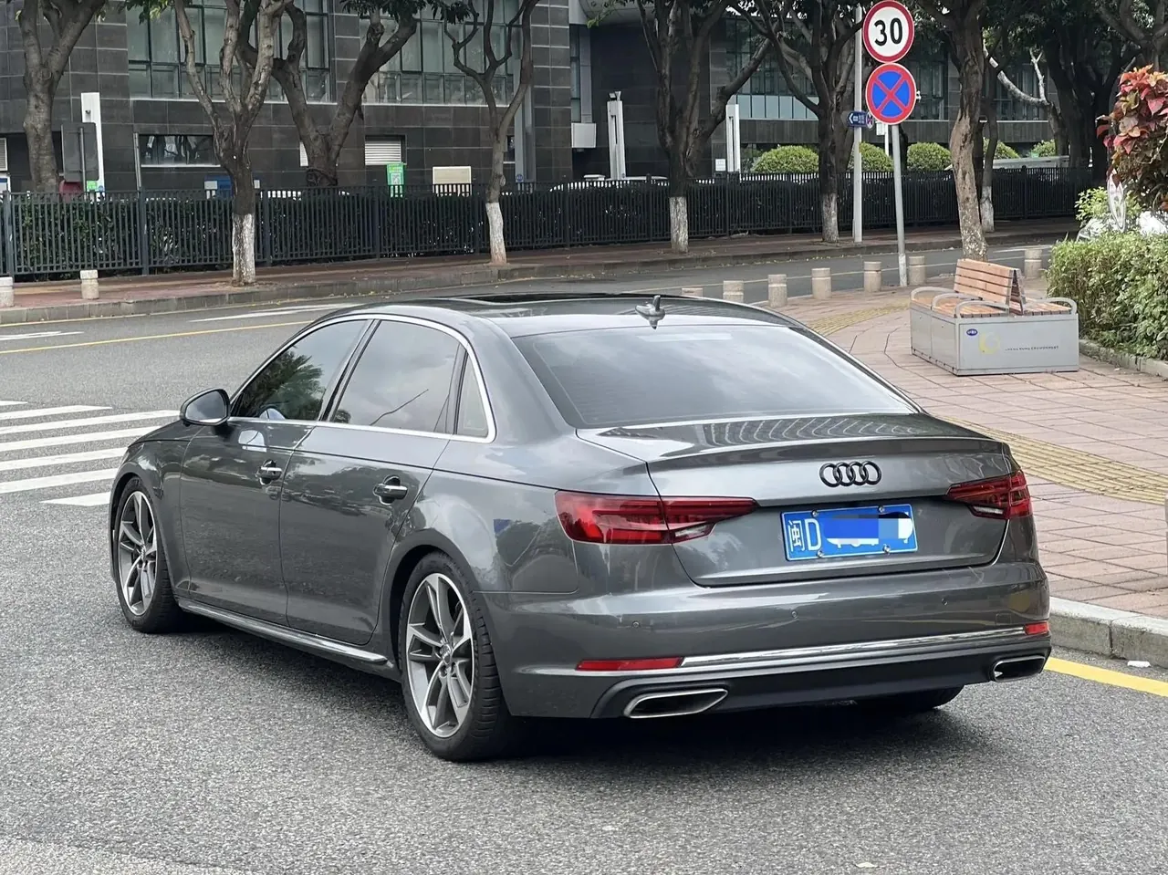 Audi A4L 2019, 40 TFSI Entry‑Level, China VI 7
