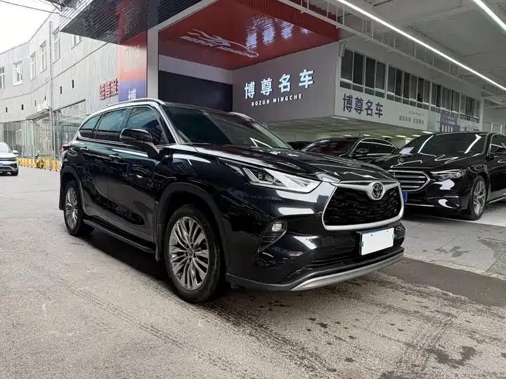 Highlander 2022 380T 4-wheel drive deluxe edition 7 seats 3