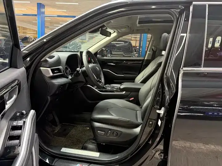 Highlander 2022 380T 4-wheel drive deluxe edition 7 seats 6