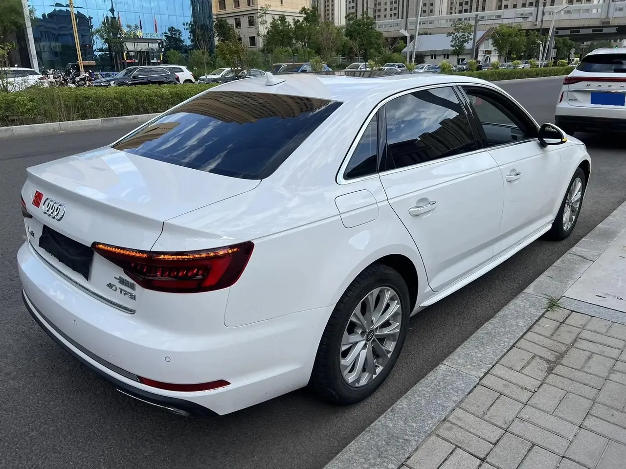 Audi A4L 2019, 40 TFSI Entry‑Level, China VI 9
