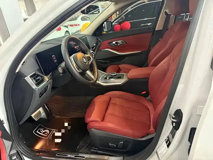 BMW 3 Series 2024 325Li M Sports Night Suit 4