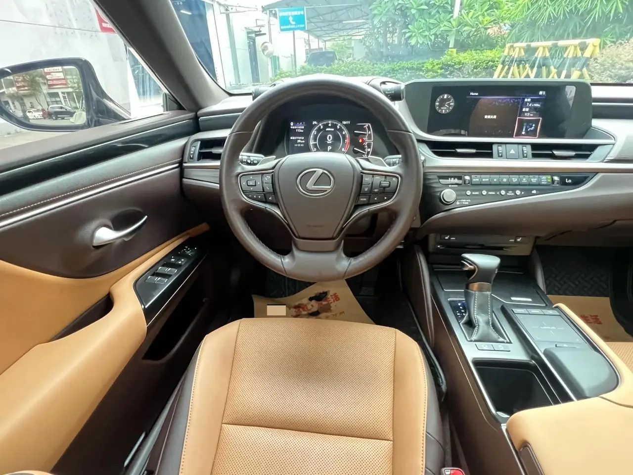 Lexus ES 2021 200 Excellence Edition 10