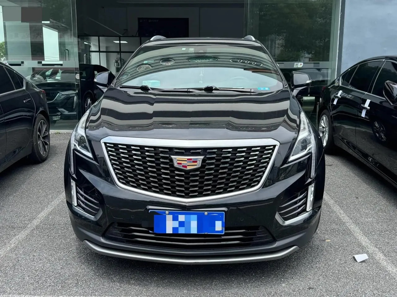 Cadillac XT5 2022 model 2.0T two-wheel-drive luxury version 2