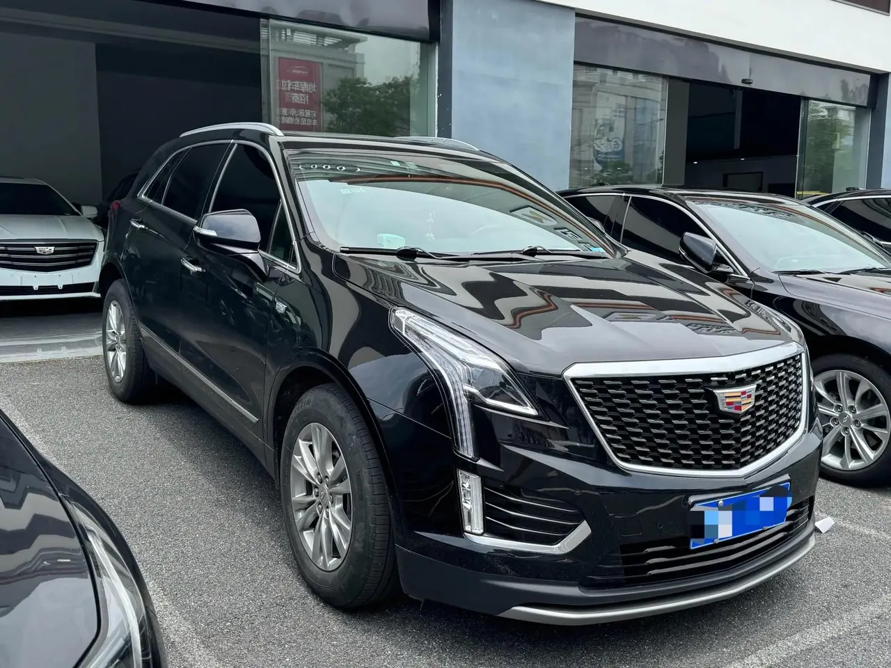 Cadillac XT5 2022 model 2.0T two-wheel-drive luxury version 3