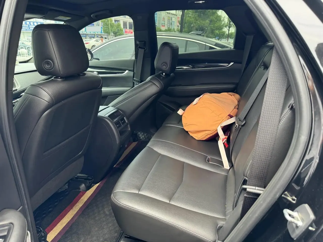 Cadillac XT5 2022 model 2.0T two-wheel-drive luxury version 7