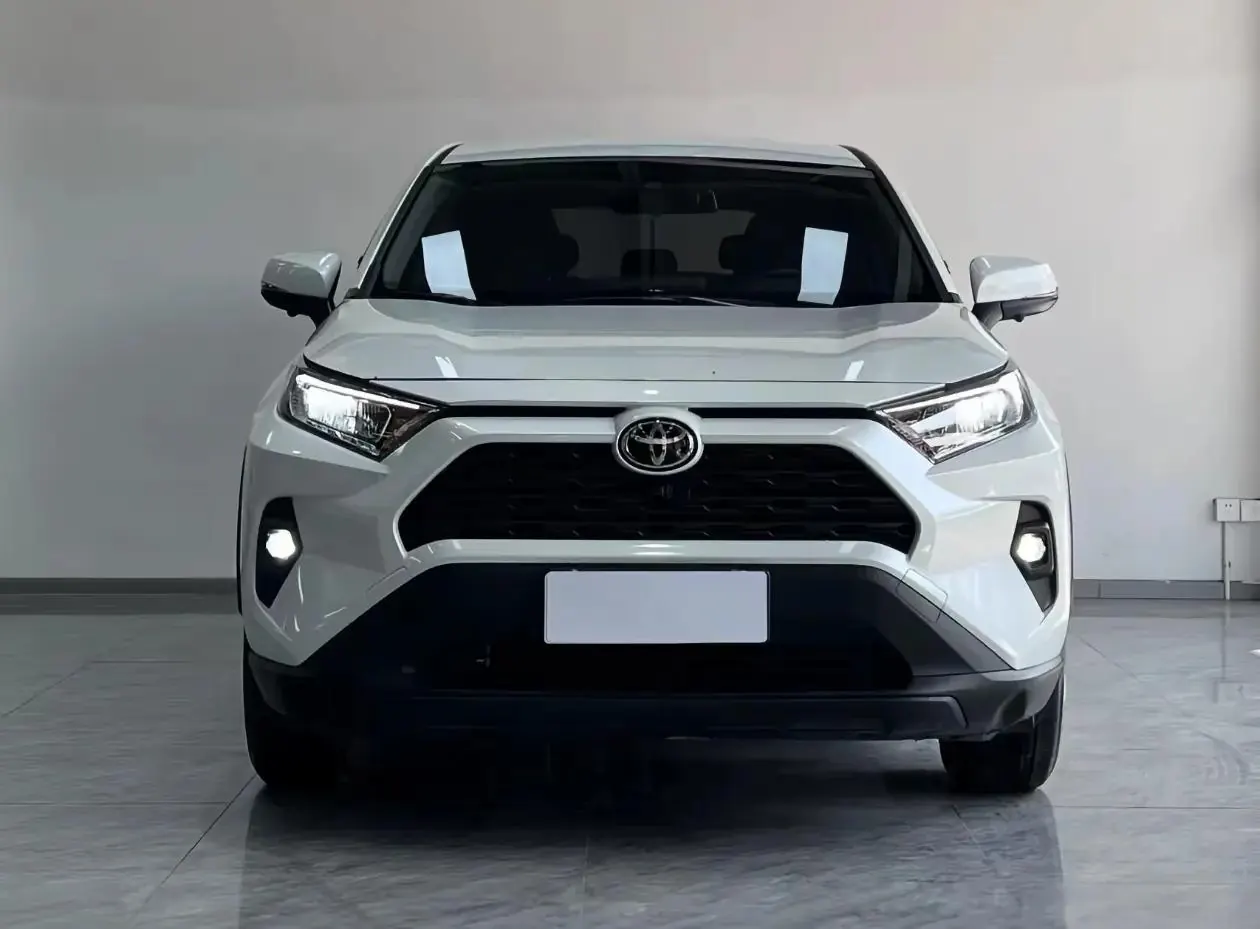 Toyota 2024 RAV4 2.0 CVT 2WD Urban Edition Automatic 4