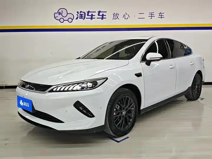 Qin PLUS 2025 EV Smart Driving Edition 510KM Exceed - View 1