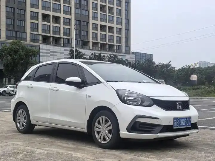 Fit 2021 1.5L CVT Trendy Edition 9