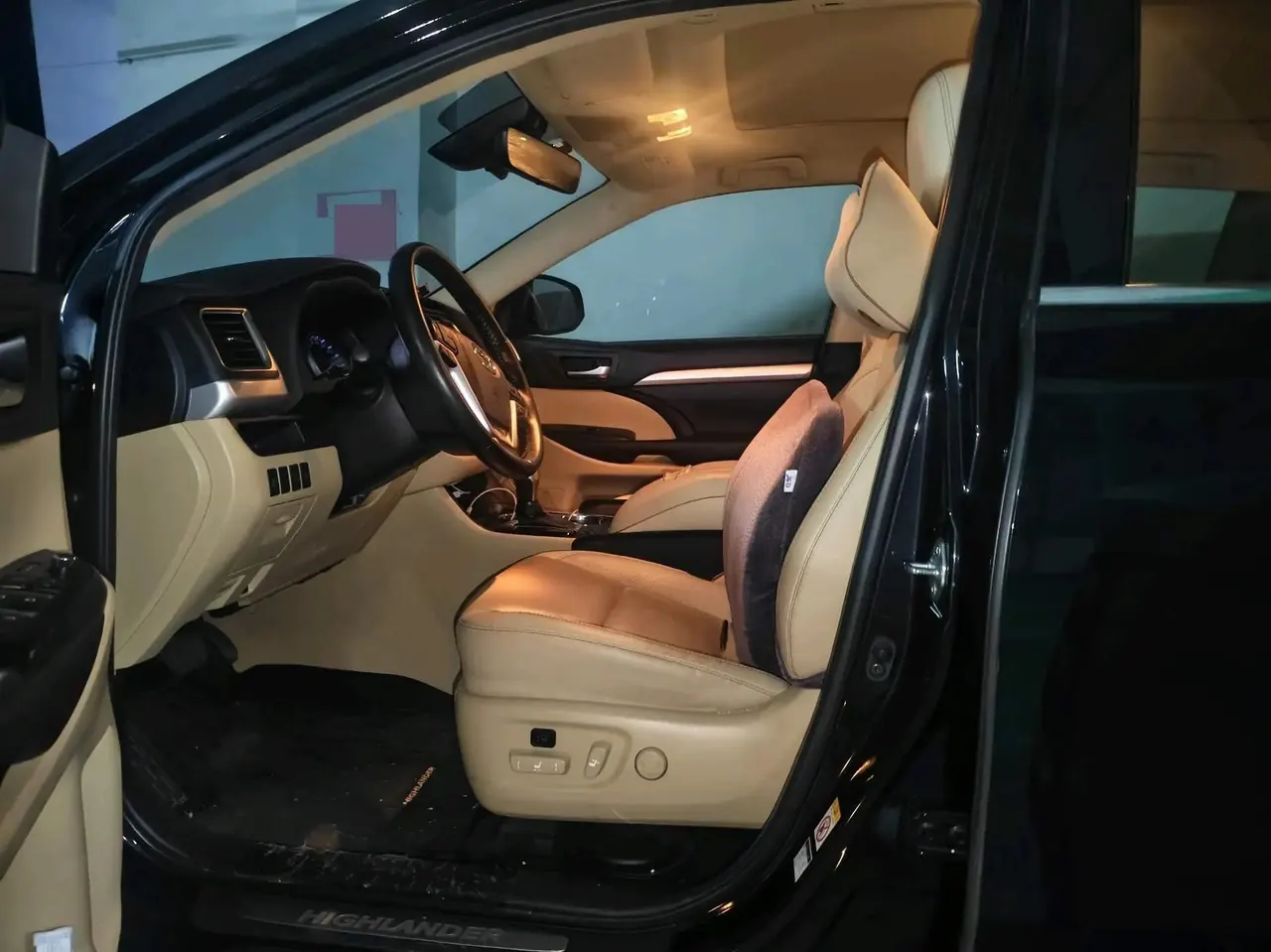Highlander 2018 2.0T 4-wheel drive deluxe edition 7-seat national v 5