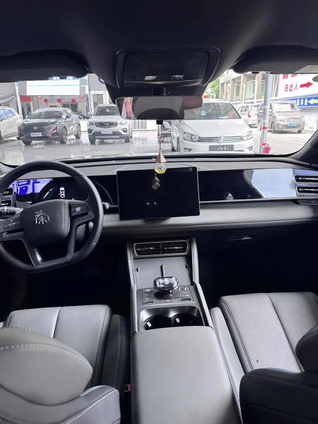 BYD 2025 Qin L DM-i 1.5 CVT Intelligent Driving Version 80KM Leading Model Automatic 5