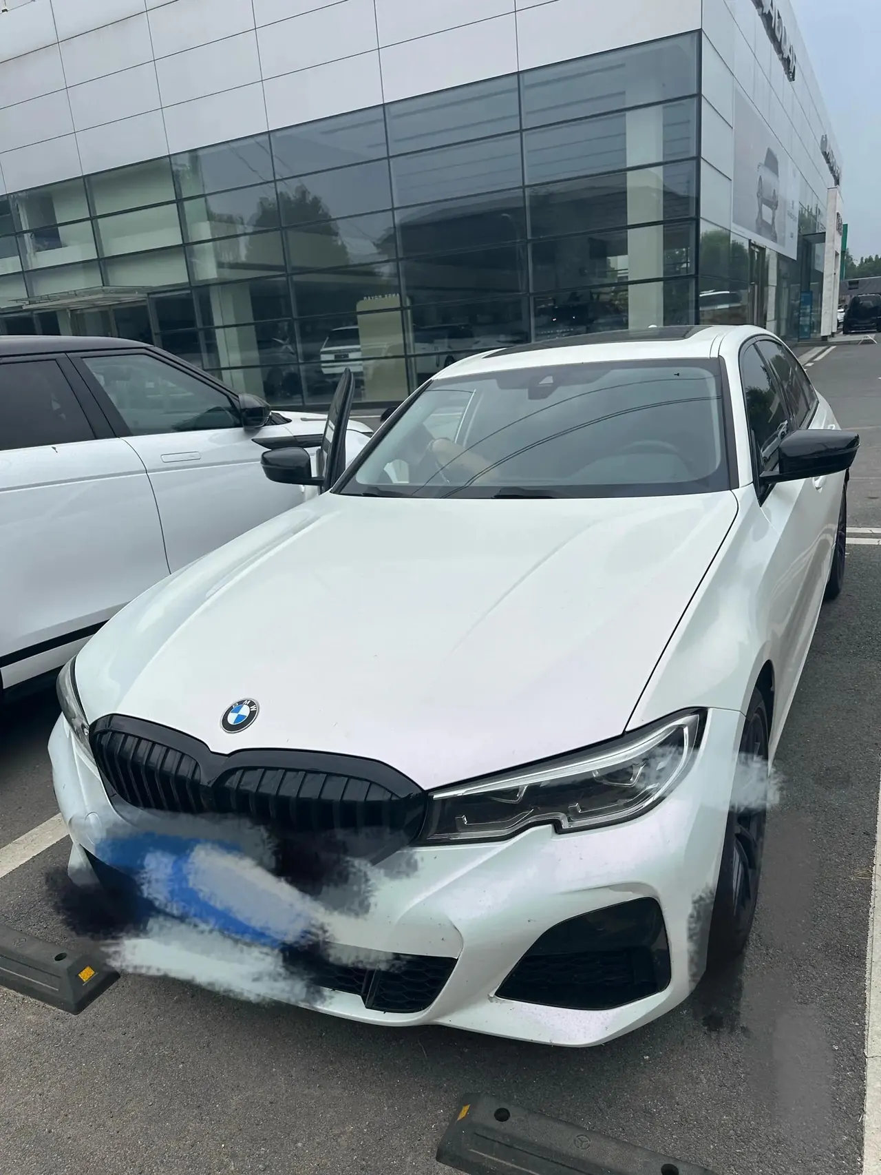 BMW 3 Series 2021 Change 325i M Sports Suit - View 1