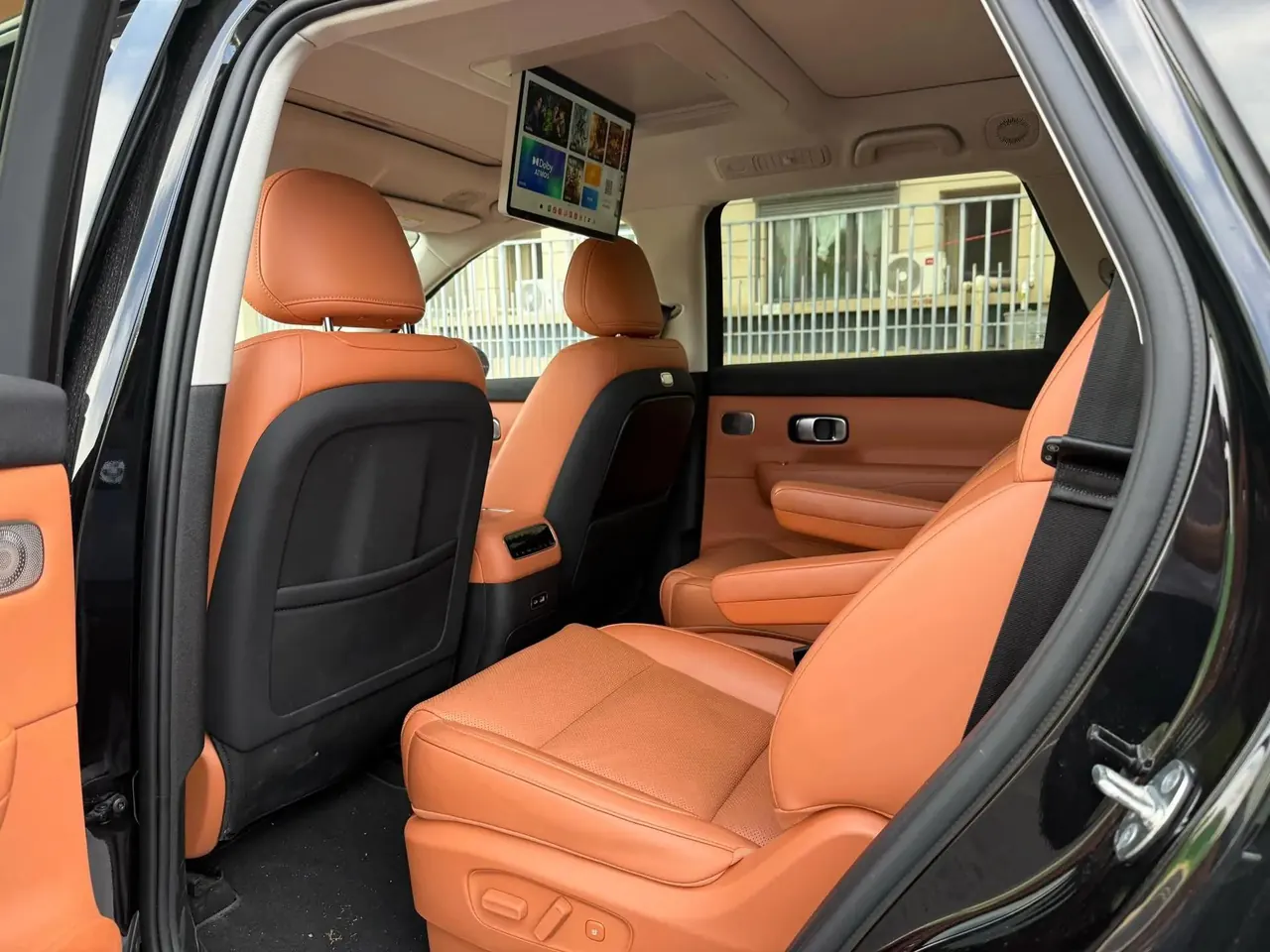 Leapmotor 2026 C 16 630 Laser Radar Zhizun Edition 6-seat Automatic Gear 5