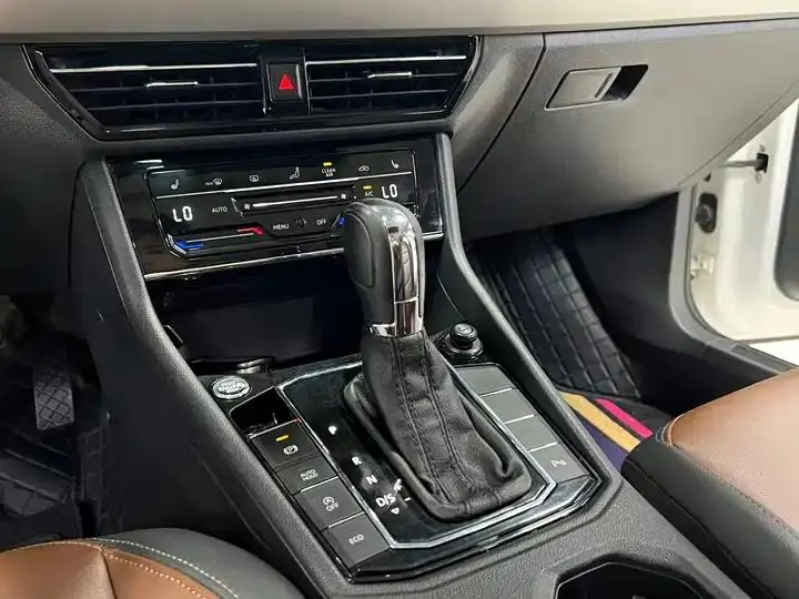Lavida 2021 280TSI DSG Deluxe Edition 11