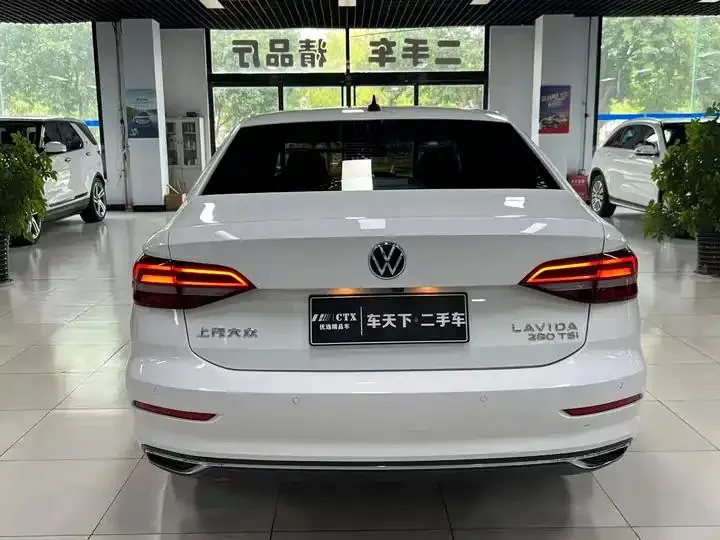 Lavida 2021 280TSI DSG Deluxe Edition 5