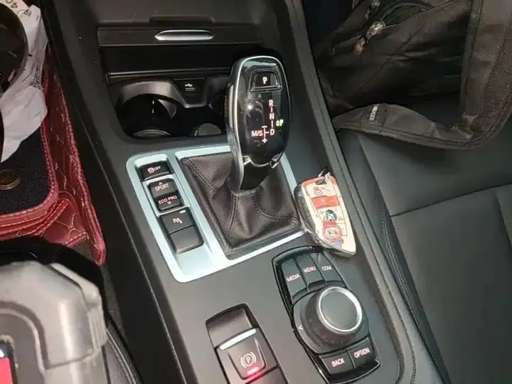 BMW 1 Series 2020 120i Luxury Model 14