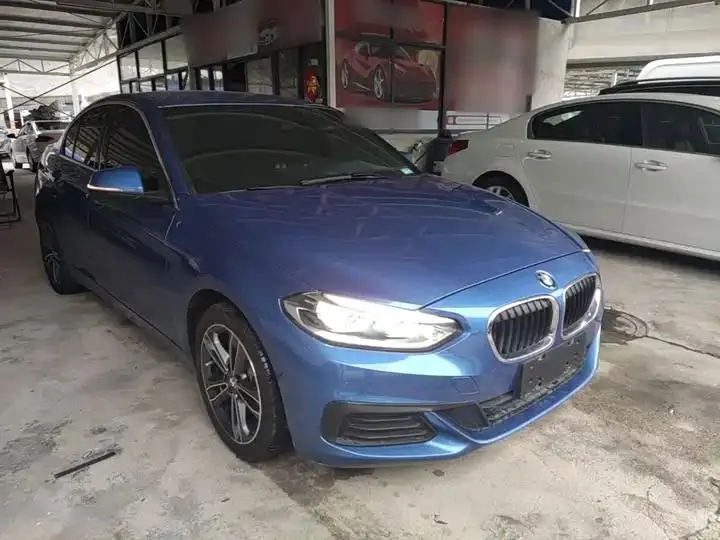 BMW 1 Series 2020 120i Luxury Model 4