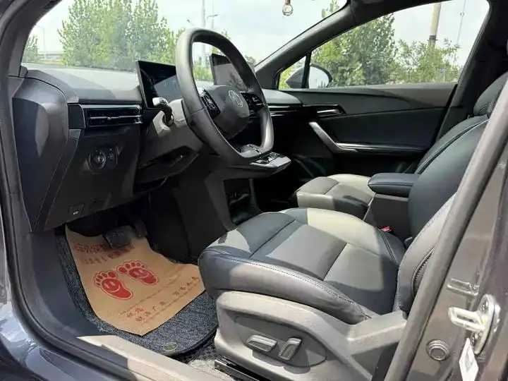 MG4 2023 Model, 415km Range, Export Champion Edition 6