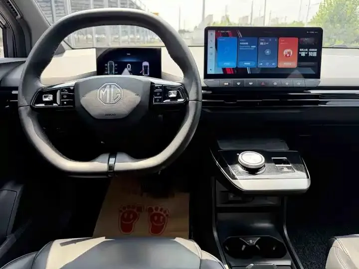 MG4 2023 Model, 415km Range, Export Champion Edition 9
