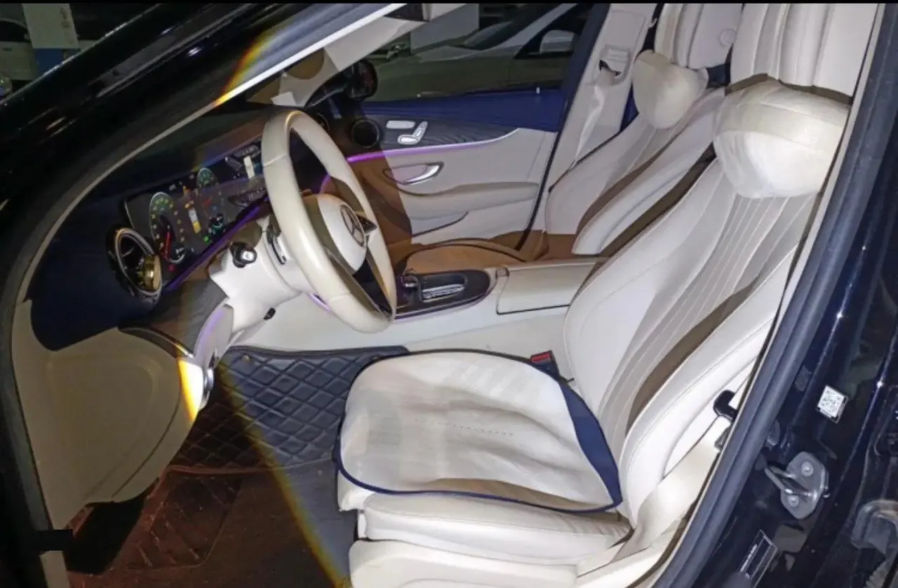 Mercedes Benz E-Class New Energy 2022 E 350 e L Plug-in Hybrid Car 3