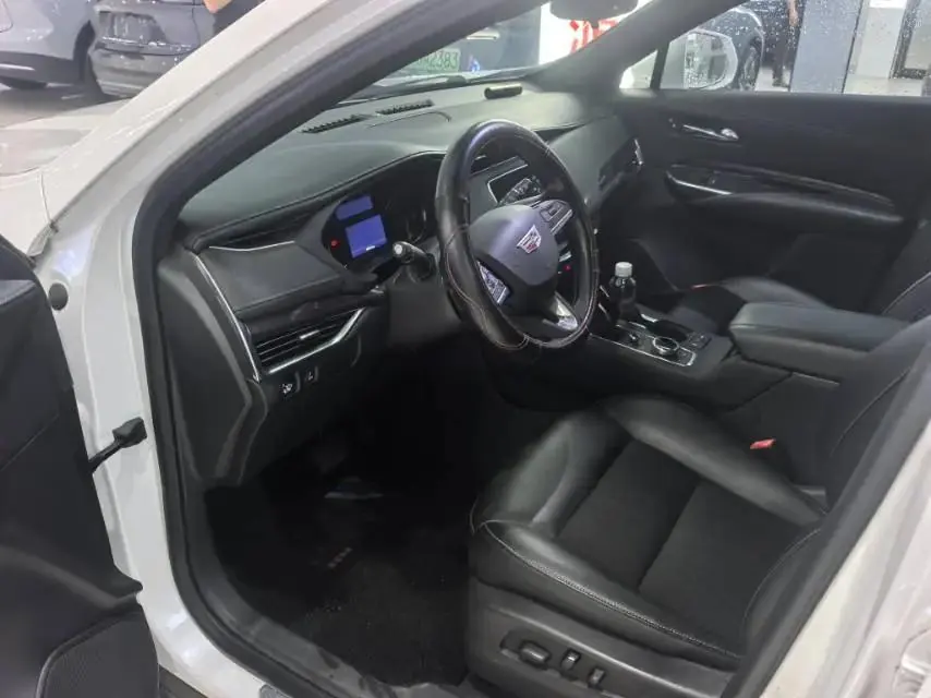 Cadillac XT4 2020 28T Two-Drive Technology 7