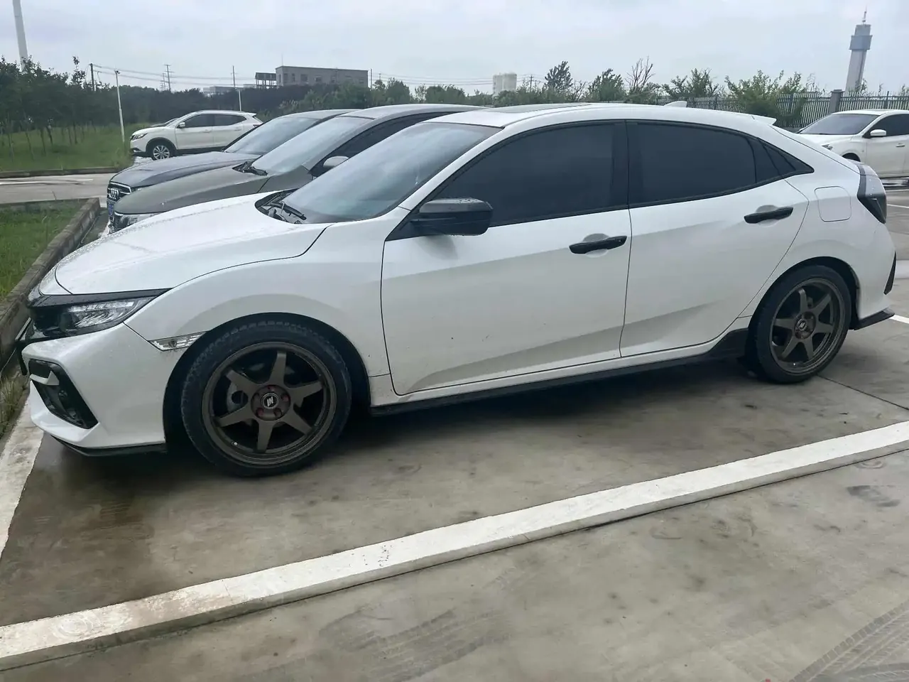 Civic 2021 HATCHBACK 220TURBO CVT Trendy & Cool Edition 3