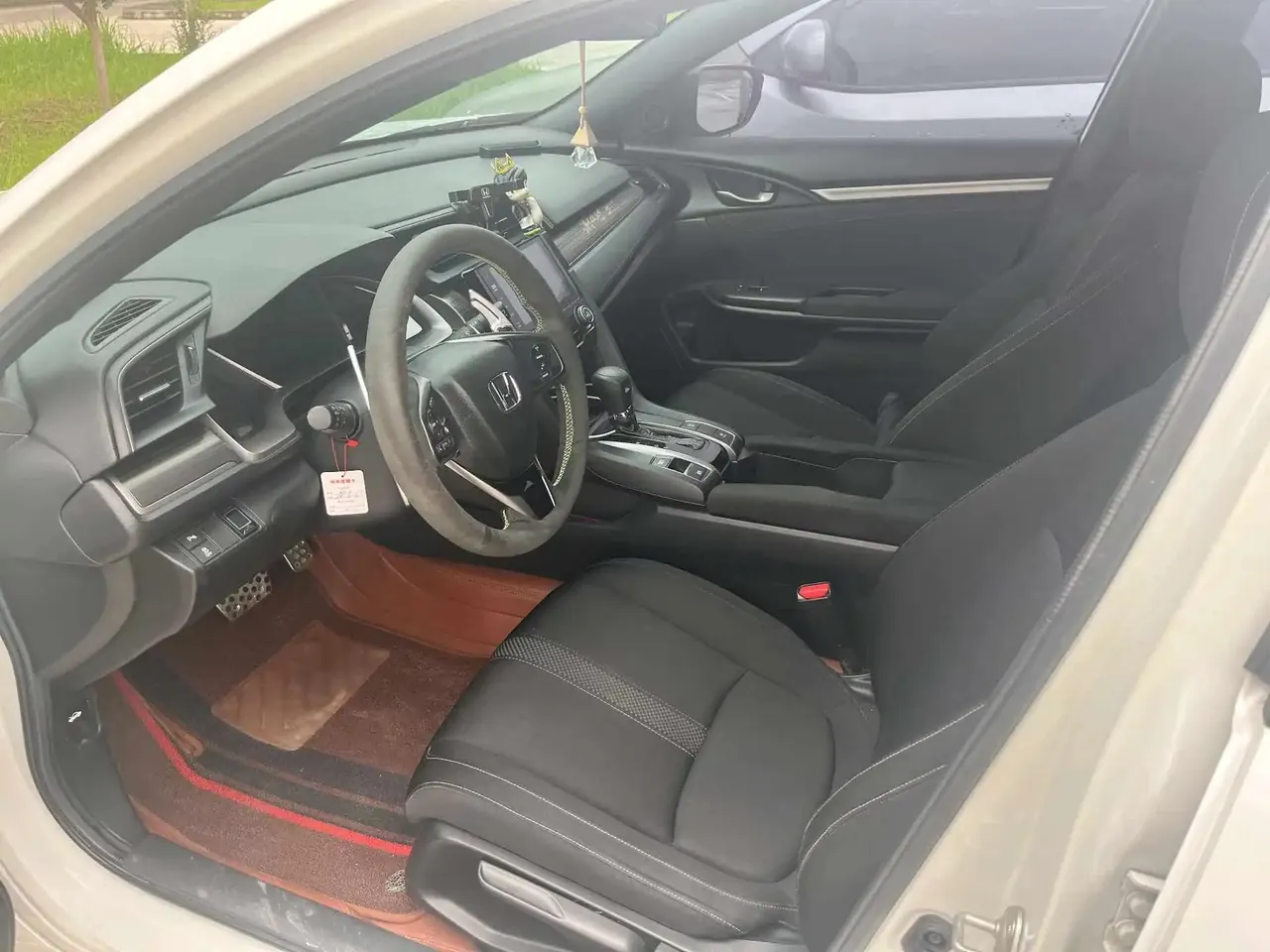 Civic 2021 HATCHBACK 220TURBO CVT Trendy & Cool Edition 4