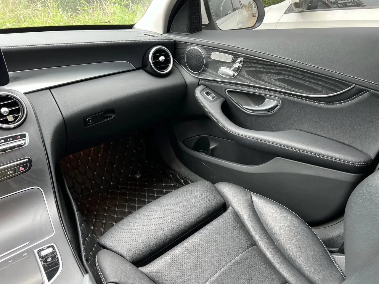 Mercedes Benz Class C 2020 C 260 L Sports Edition 13