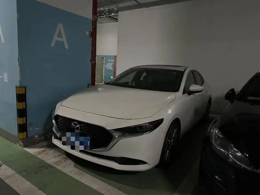 Mazda 3 Onksera 2020 2.0L Automatic Quality Elegant Edition - View 1