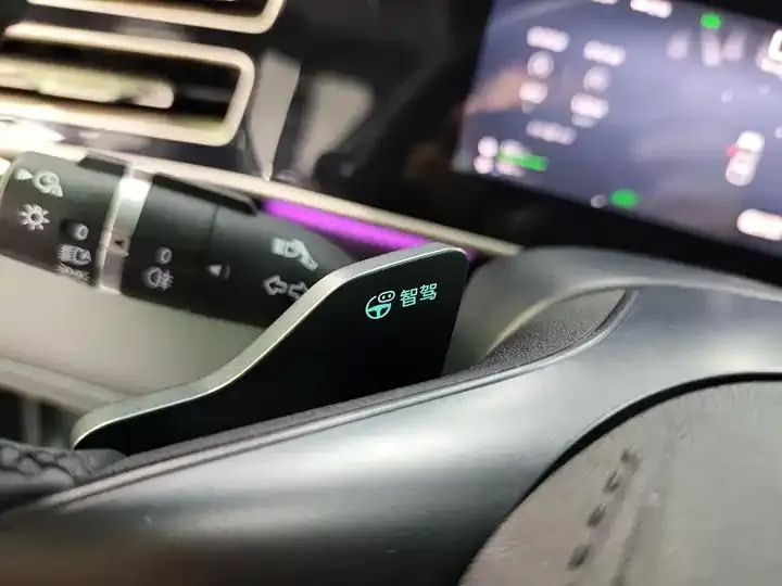 2025 Qin L DM-i Intelligent Driving Version 120KM Excellence Model 13