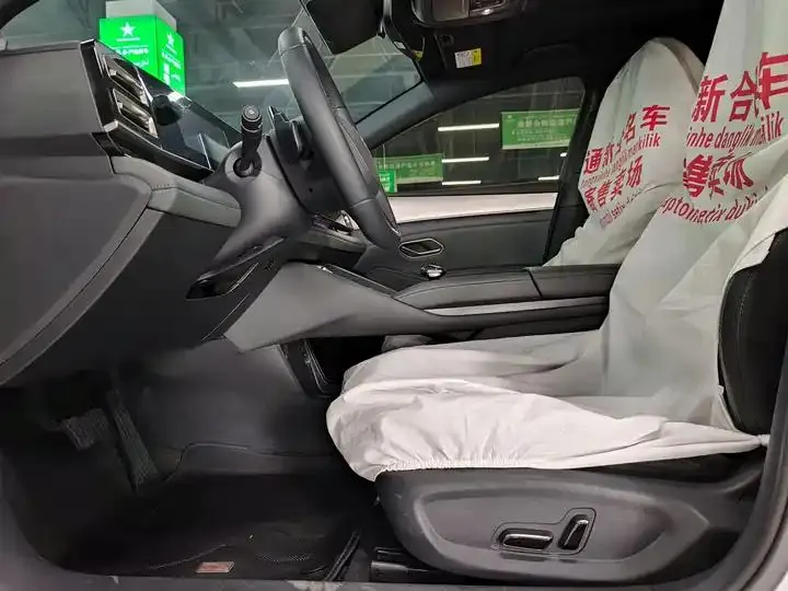 2025 Qin L DM-i Intelligent Driving Version 120KM Excellence Model 4