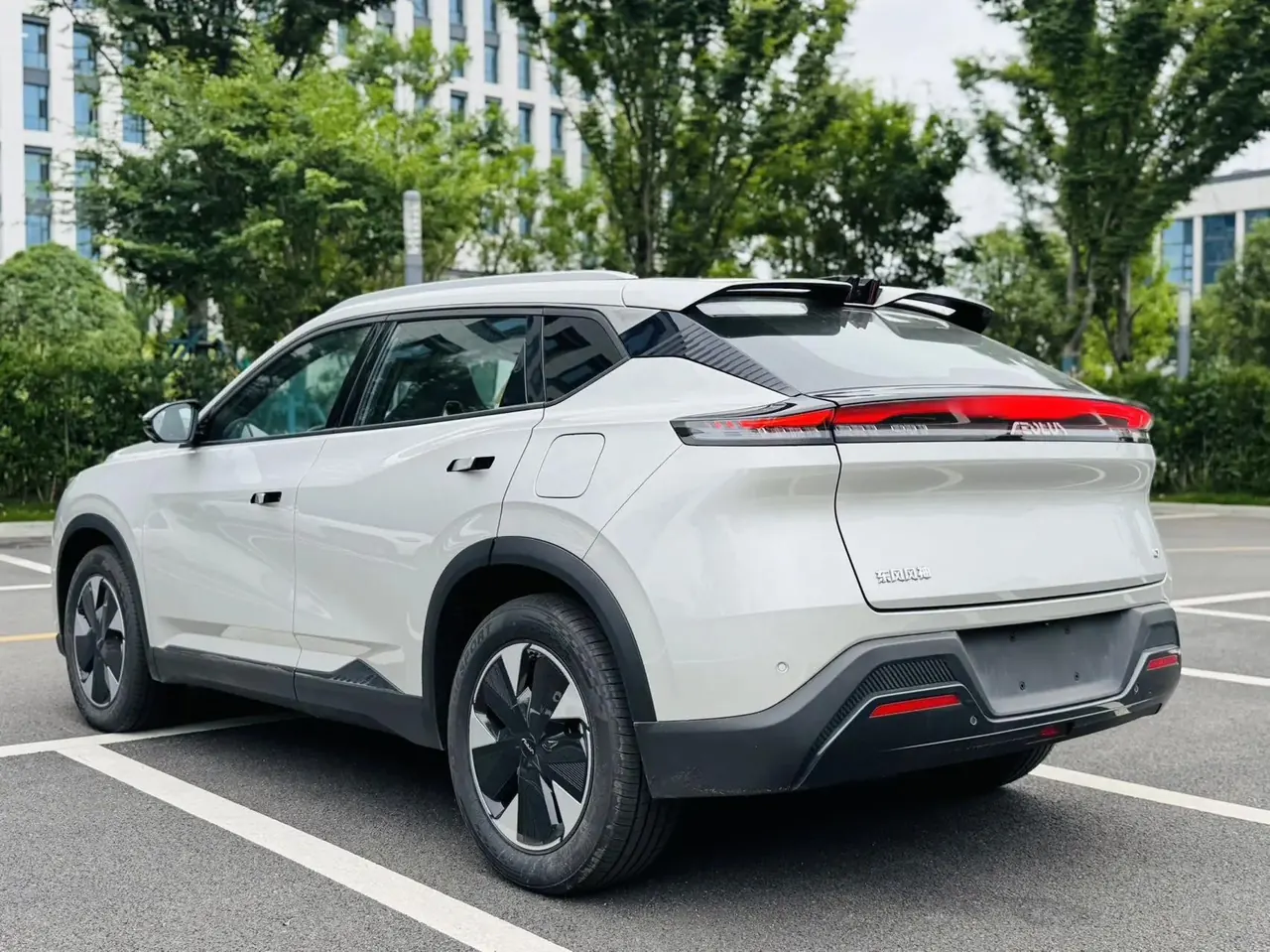 Fengshen 2025 L7 1.5T 205 Long Endurance Premium Automatic Gear 9