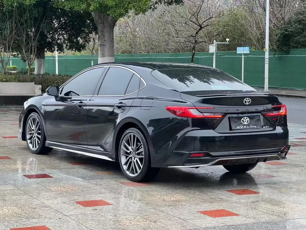 Toyota 2024 Camry Dual Engine 2.0HXS Stepless Sports PLUS Edition Automatic Gear 9