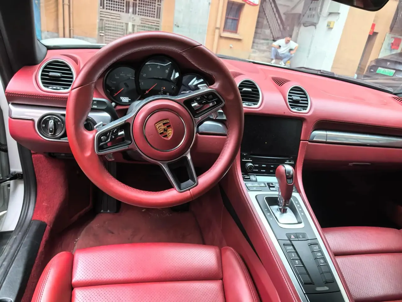 Porsche 718 2018 Cayman 2.0T 4