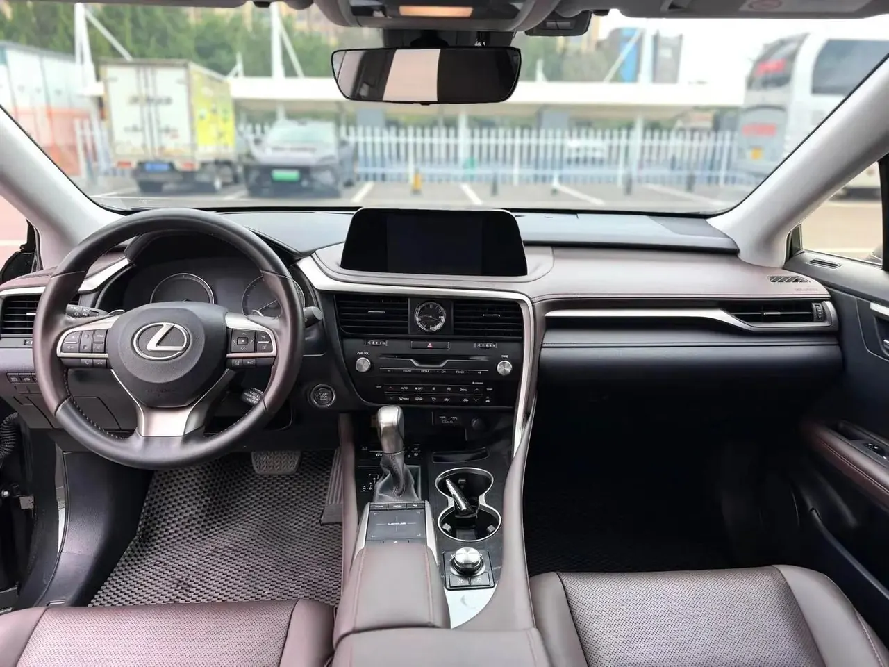 Lexus RX 2020 model modified 300 four-wheel drive elegant version 5