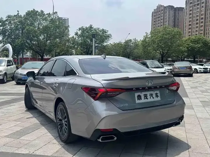Asian Dragon 2023 2.0L XLE Premium Edition 8
