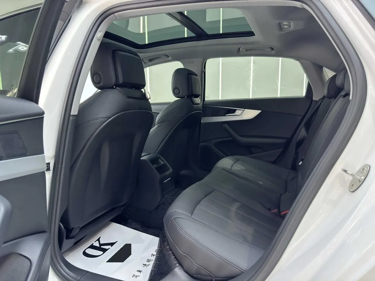 Audi A4L 2022 model 40 TFSI Sporty Style version 6