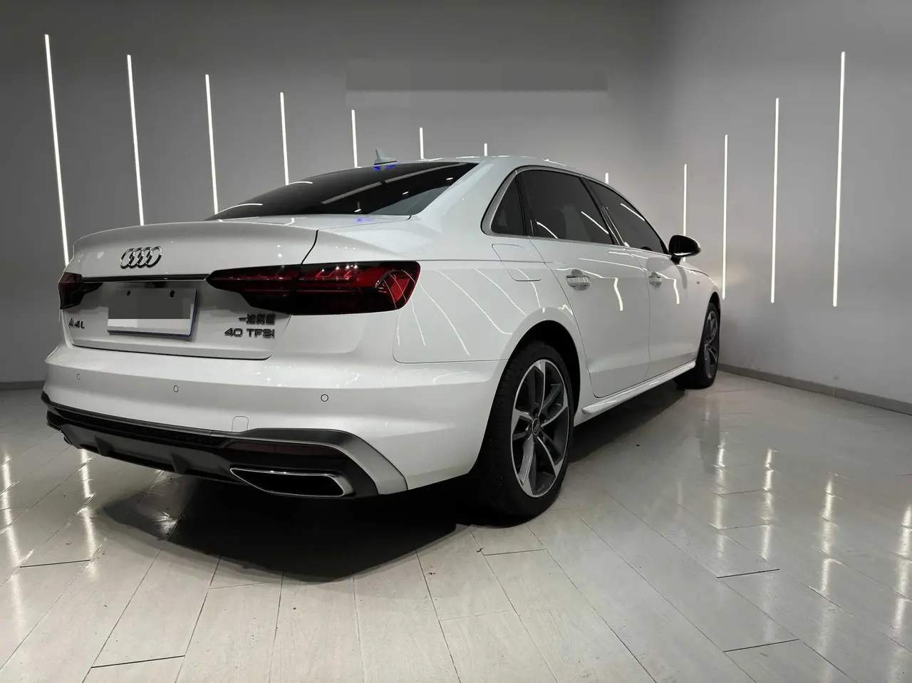 Audi A4L 2022 model 40 TFSI Sporty Style version 7