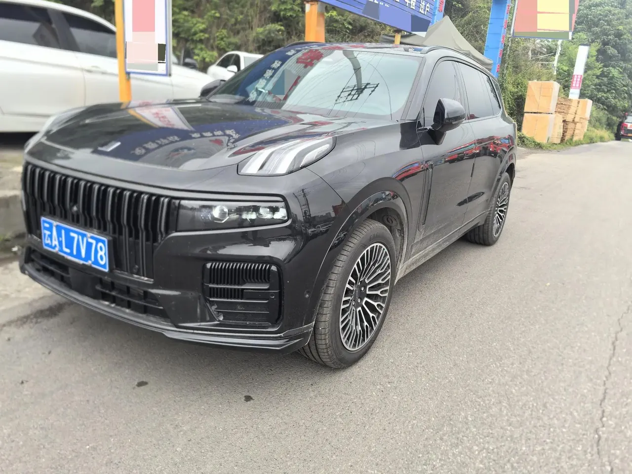 Open image lightbox: LYNK&CO 2026 LYNK&CO 09 MHEV 2.0T four-wheel drive exploration version Ultra automatic gear