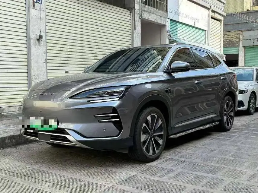 Open image lightbox: BYD Song PLUS New Energy 2025 Song PLUS EV Smart Driving Edition 520km Luxury Automatic Gear